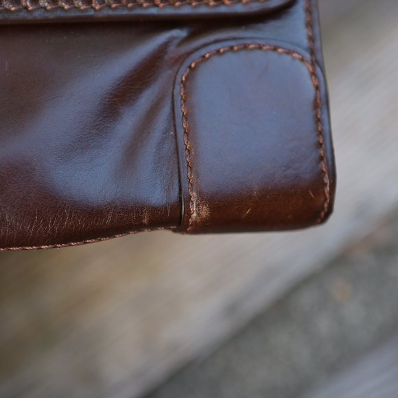 Brown Kate Laundry Clutch - Picture 4 of 8